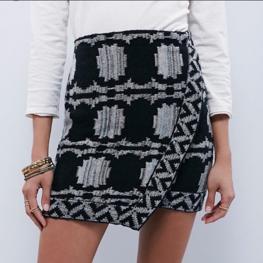 Free People Sweater Knit Aztec Design Mini Skirt- XS